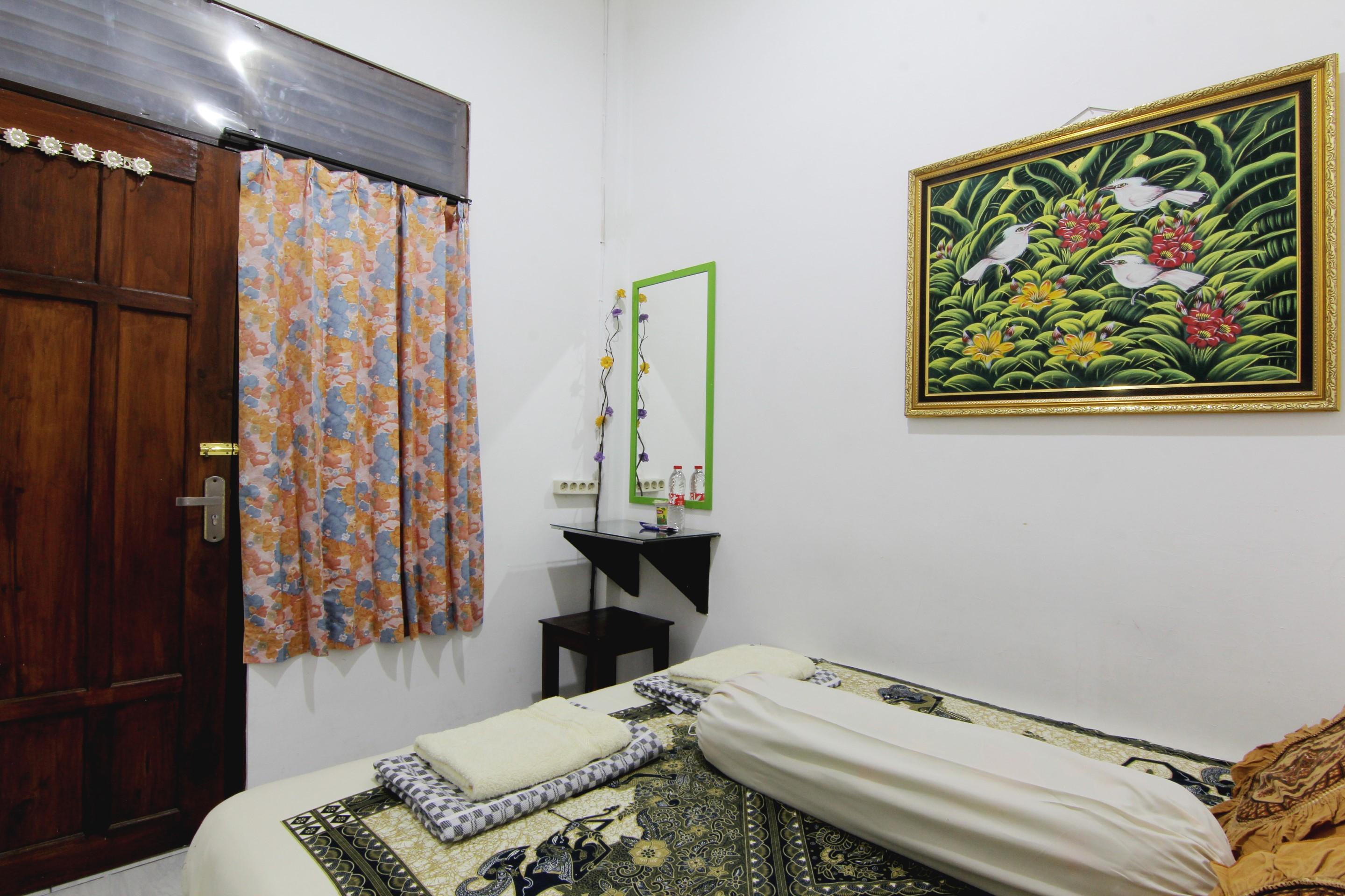 Tiga Dua Homestay Yogyakarta Kültér fotó