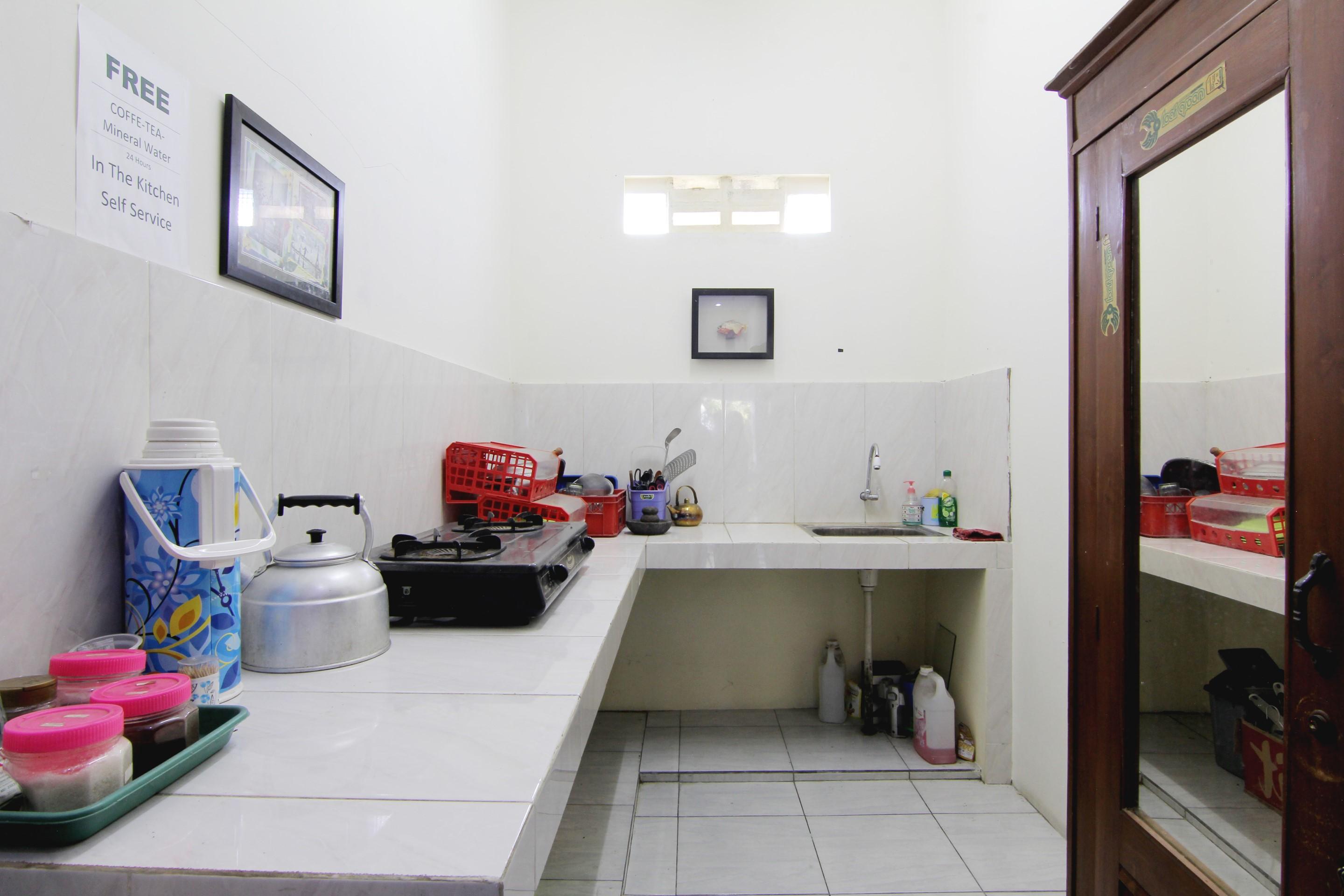 Tiga Dua Homestay Yogyakarta Kültér fotó
