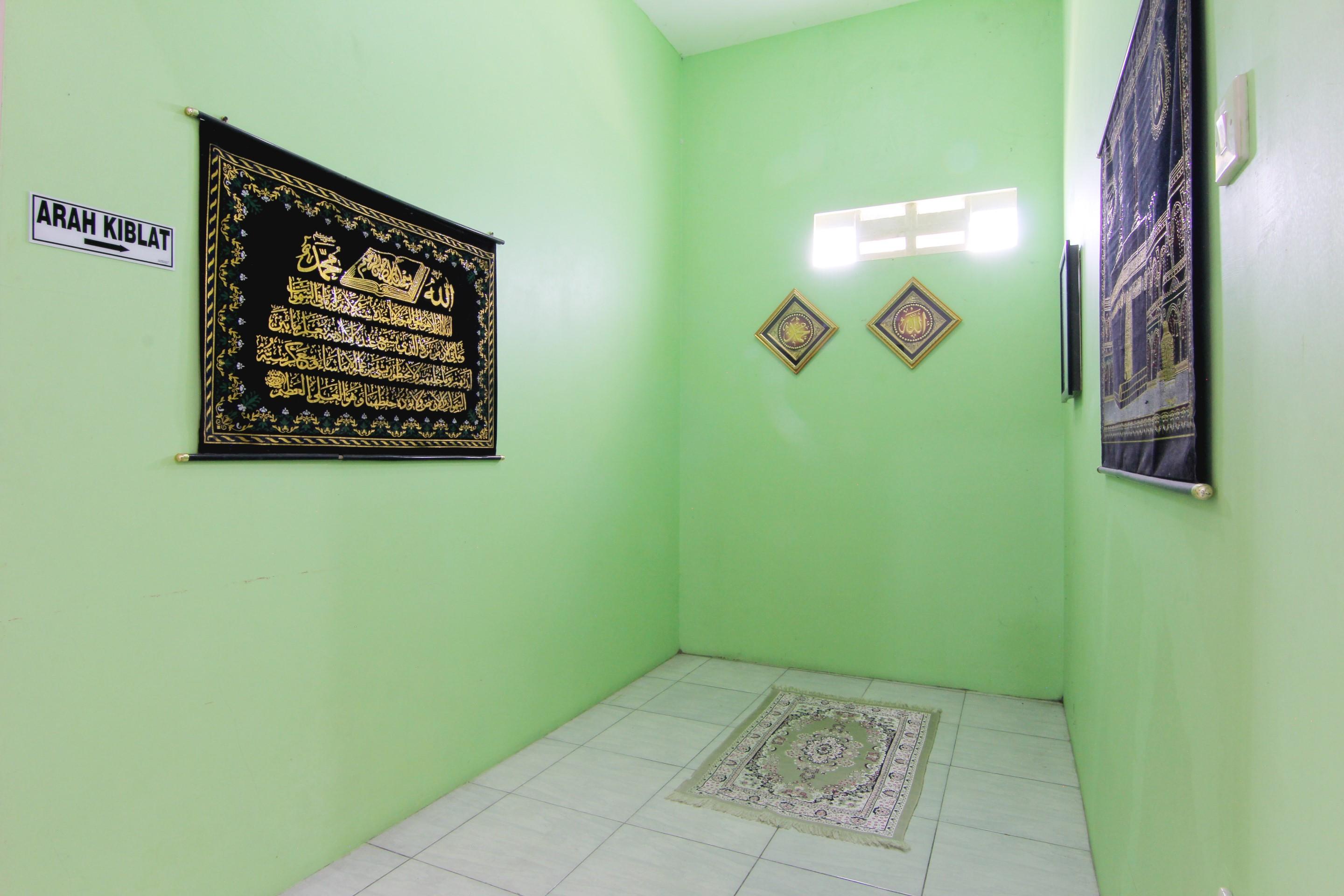 Tiga Dua Homestay Yogyakarta Kültér fotó