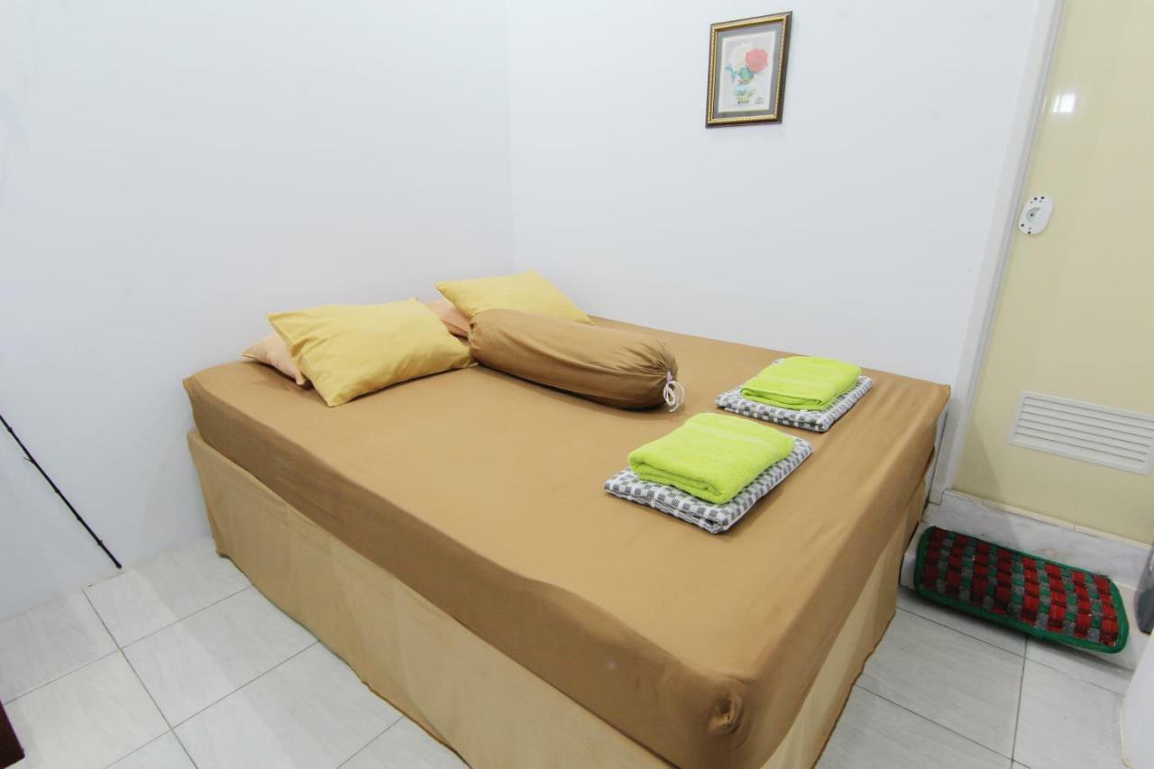Tiga Dua Homestay Yogyakarta Kültér fotó