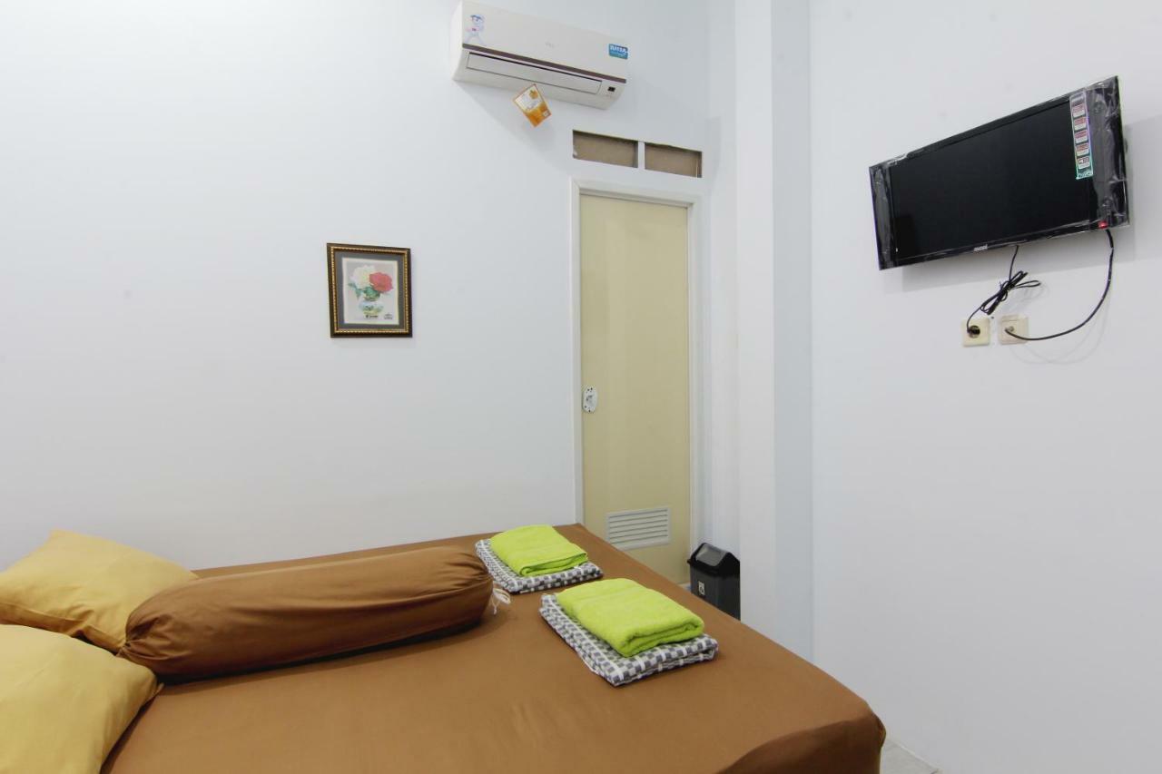 Tiga Dua Homestay Yogyakarta Kültér fotó