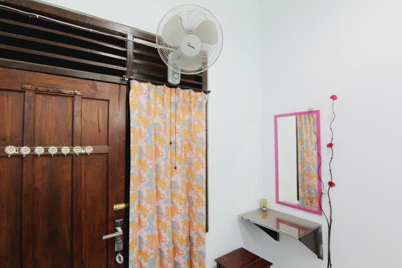 Tiga Dua Homestay Yogyakarta Kültér fotó